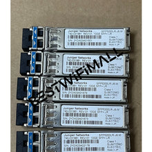 Carica l&#39;immagine nel visualizzatore di Gallery, Juniper SFPP-10GE-LR 10GB BASE-LR 1310nm SMF 740-031981 SFP+ Transceiver
