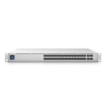 Lade das Bild in den Galerie-Viewer, UBIQUITI USW-Pro-Aggregation Switch Pro Aggregation 28x10G SFP+, 4x 25G SFP28 Ports, 760Gbps Switching capacity Layer 3 switch
